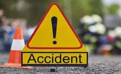 YSR Kadapa Road Accident Two Youths Killed Cheyyuru Seyyayyagaripalli