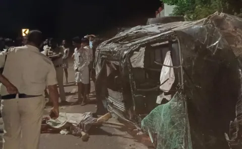 Tata Safari Crashes Into Hotel Near Anantapur: Woman Killed Three Injured