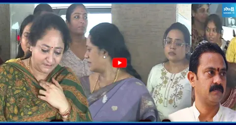 Alla Nani Family Visuals at Vizag Alla Nani is No More 1