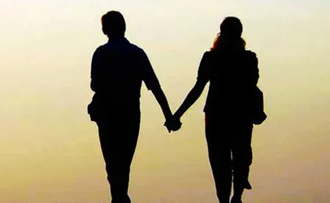 Love Couple Tragic Incident In Anakapalle District