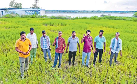 Erravalli Dalit farmers poured out their woes before reporters