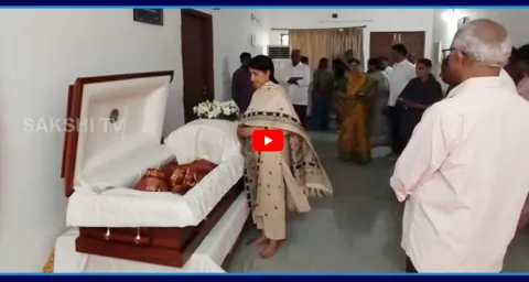YS Bharathi Reddy Pays Tribute To Kamalamma 1