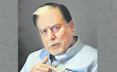 NCLT Bars Subhash Chandra from Selling Assets as Lenders Challenge Rs 6. 5 Cr settlement