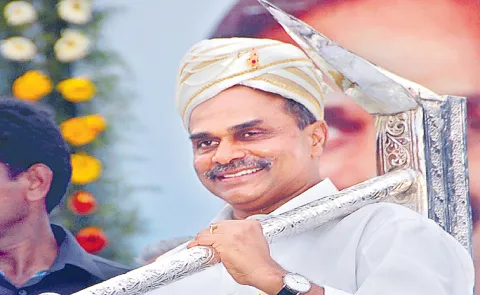 Sakshi Guest Column On YS Rajasekhara Reddy By Vundavalli Aruna Kumar