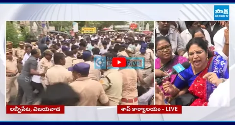 TDP Goons Attack YSRCP Leaders In The Presence Of Police  2