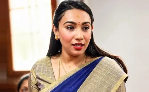 MLA’s Daughter Apologises To Woman Police Official