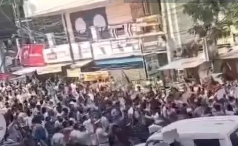 ఏపీ గ్రామ వార్డు సచివాలయ ఉద్యోగులు