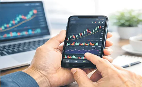 Stock Market Experts Views and Advice