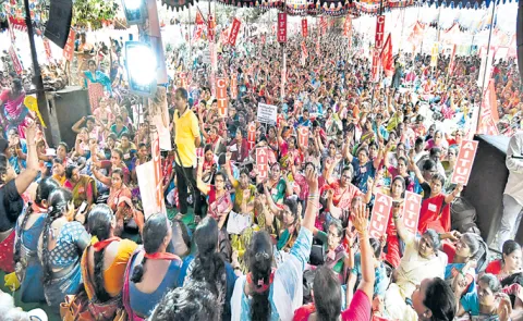 Anganwadi workers fires On Chandrababu Govt