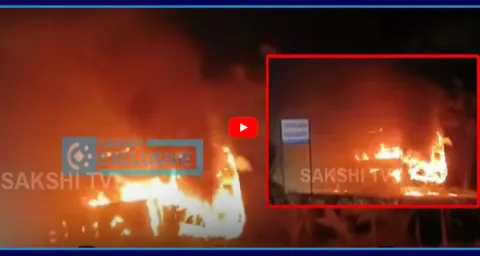 A Major Bus Accident Occurred Near Peddavadugur In Anantapur 1
