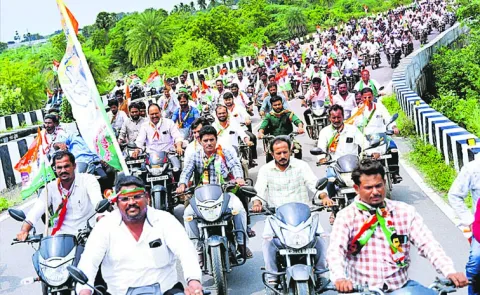 Ponguleti Srinivas Reddy Rally with Motorcycles