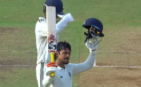 Ishan Hammers-Century Vs South Zone-Duleep-Trophy Final-Day-1 Stumps