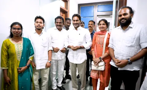 Students from Vemuru Bapatla District Meet YSRCP Chief YS Jagan