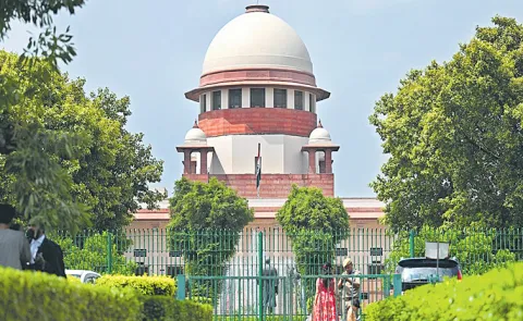 SC asks Centre to ease metro, train curbs ahead of CJP protest