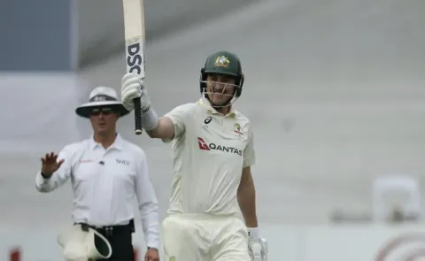 SA VS AUS 1st Test: Ranshaw out for 190, Australia all out for 390 in first innings7