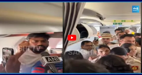 Delhi Police Shifting Abhijit to Unknown Location, Tension At Jantar Mantar  2