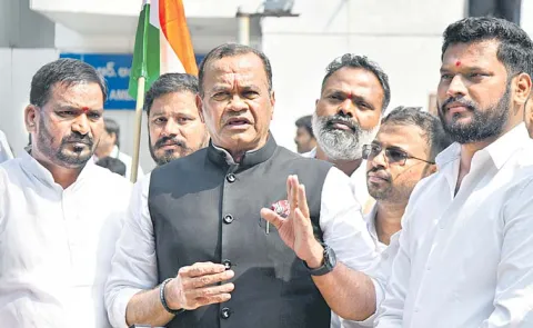 Komatireddy Venkat Reddy 73-lakh Votes Allegations