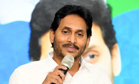 YS Jagan provides guidance on the selection of YSRCP candidates for local elections