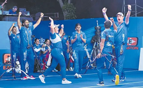 Mighty Marathas and Kakatiya qualify for the Archery Premier League Season 2 playoffs6