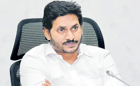 YS Jagan lashes out at Chandrababu over attacks on YSRCP candidates