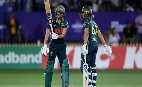 Australia limp to two wicket win after Perry fiery fifty vs New Zealand5
