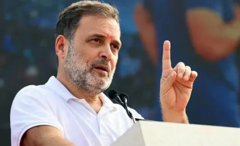 Congress over sir Rahul Gandhi leaves for Vietnam9