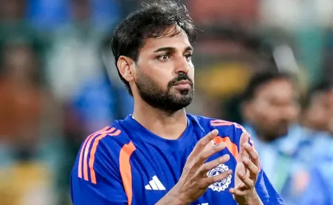 IND VS NZ 1st T20: Bhuvneshwar Kumar Creates World Record With 1st Over On Return, Most Dot Balls Involved5