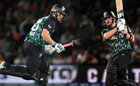 IND vs NZ: Glenn Phillips Masterclass Propels New Zealand to 225-4 in Christchurch8