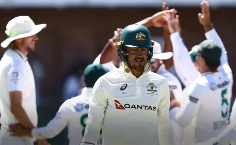 South Africa beat Australia by innings and 31 runs5