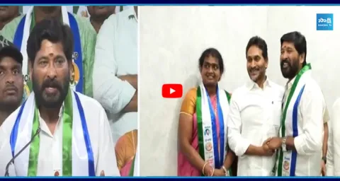  Jaggampeta leader Pathanshetti Suryachandra and his wife join the YSRCP 1
