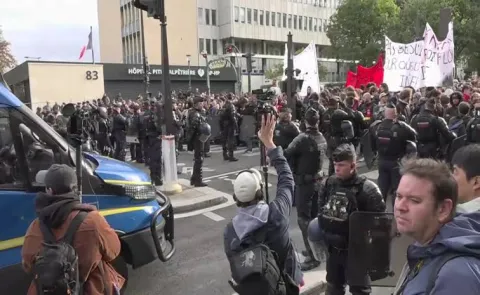 France bans student protests