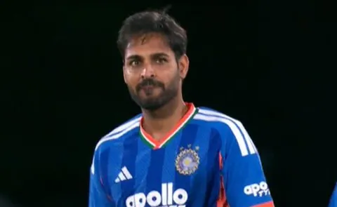 Bhuvneshwar Kumar Pick Up A T20I Wicket For India After 1434 Days
