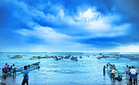 Rains in North Andhra and Coastal districts from the 26th due to toofan effect