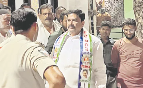 Political Tension in Tadipatri as Police Stop YSRCP Candidate