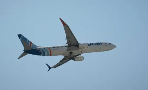 10 Greatest Emergency Landings Where Pilots Soared Through Turbulent Times