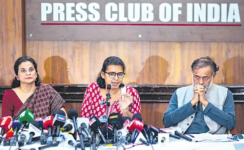 Activists question SIR decision, allege lack of records9