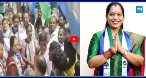 TDP Leaders Join YSRCP in Presence of Krupa Lakshmi 1