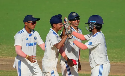 India U19 vs Australia U19, 2nd unofficial Test: India trail by 136 runs ay day 1 stumps