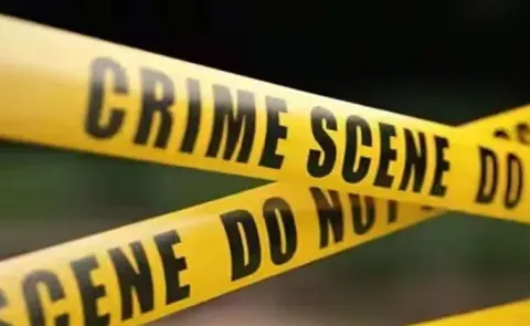 Amalapuram Bridge Issue Dead Body Carried On Temporary Bridge