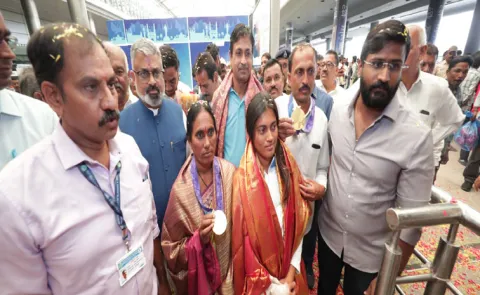 Grand Welcome For Chikitha Taniparthi Asian Games Double Gold Medalist HYD