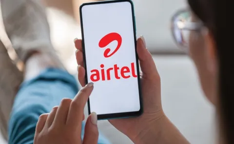 Airtel postpaid tariffs hike free international roaming