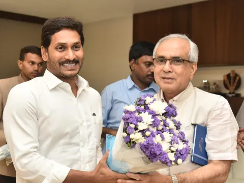 Niti Aayog Vice Chairman Meets Cm Jagan Amaravati Photo Gallery - Sakshi
