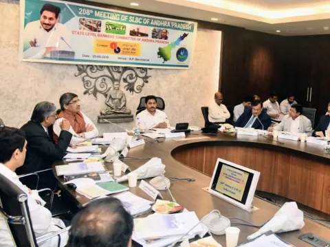AP Cm Ys Jagan Mohan Reddy Meeting Bankers Photo Gallery - Sakshi