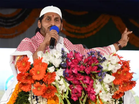 AP CM YS jagan Speech Rayachoti Public Meeting Photo Gallery - Sakshi