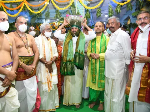 CM YS Jagan Participate Srivari Brahmotsavam At Tirumala - Sakshi