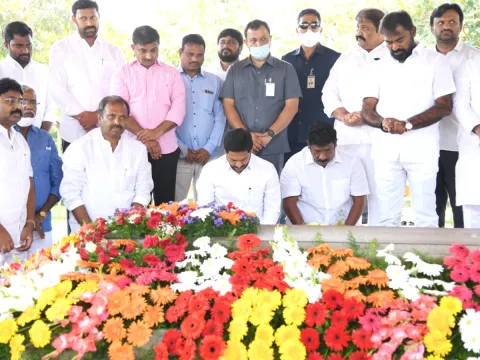 AP CM Ys Jagan Visits Ysr Ghat AT Idupulapaya - Sakshi