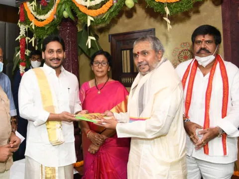 AP CM YS Jagan Joins Ugadi Celebrations Photo Gallery - Sakshi