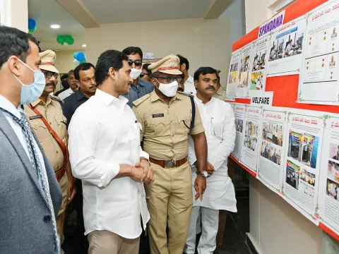 CM YS Jagan Mohan Reddy second day Kadapa Tour Photo Gallery - Sakshi