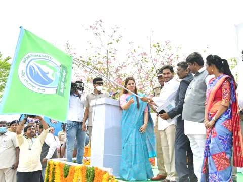 CM YS Jagan launches Disha Patrolling Vehicles  - Sakshi