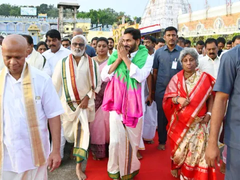 AP CM YS Jagan Tirumala Brahmotsavam 2022  - Sakshi